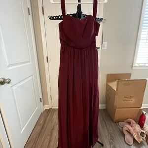 Elegant Burgundy Bridesmaid/Wedding Guest Dress